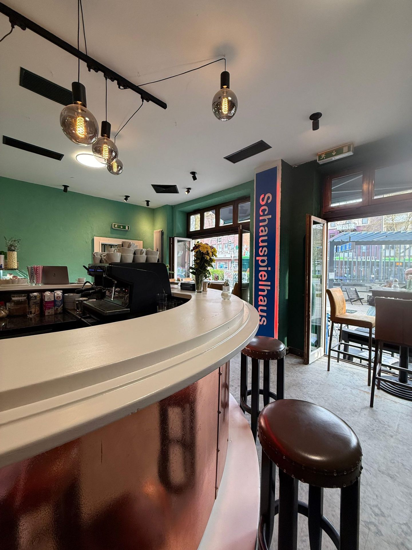 Gemütliche Leseecke im Café